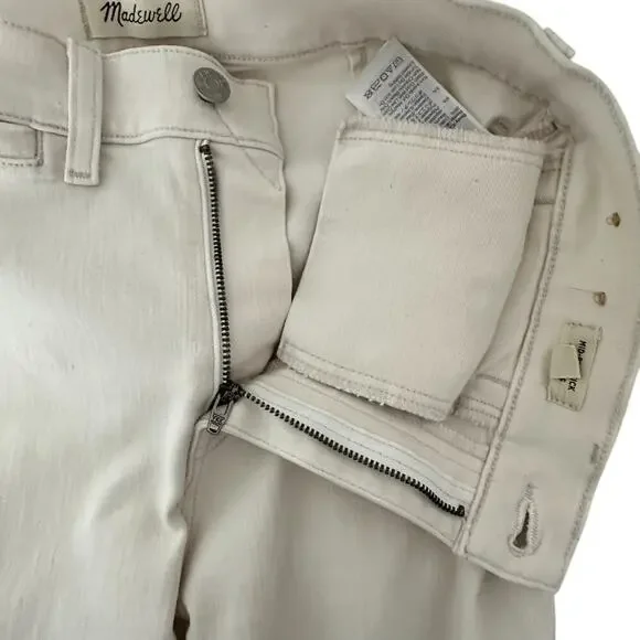 Madewell Mid-Rise Kick Out Stretch Denim Jeans in Ecru (27) - Picture 16 of 16